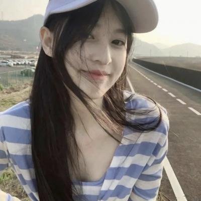 湖畔的女人们